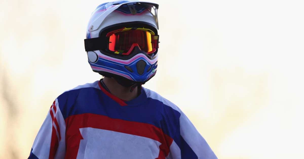 Óculos de Motocross: Proteção e Estilo para sua Aventura Off-Road